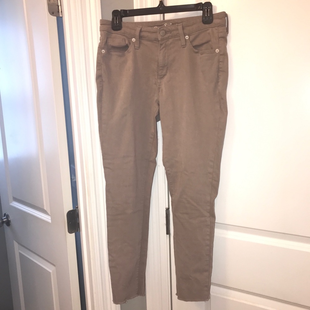 Khaki skinny jeans